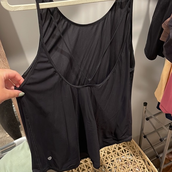 Lululemon black tank top - Picture 2 of 4